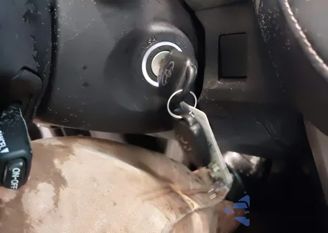 2015 Toyota Rav4 Xle из США, поврежденный, VIN JTMRFREV4FD109495